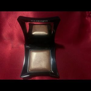 Illamasqua Highlighter